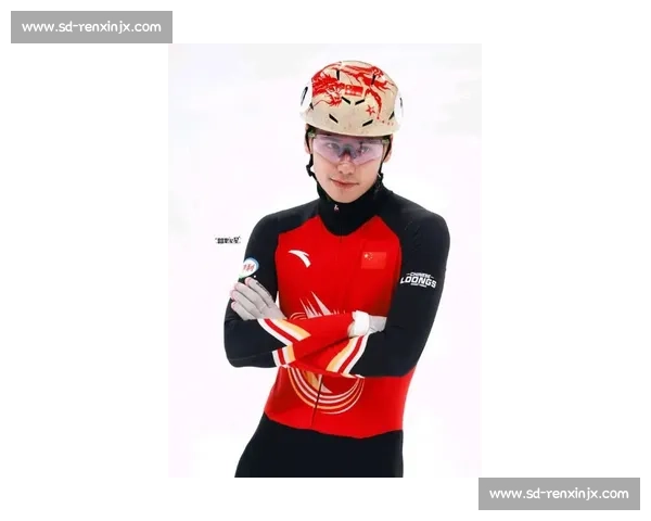 刘少昂一穿二绝杀！中国短道蒙特利尔夺新赛季首金