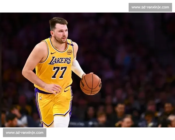 湖人新三巨头被严重低估？卢卡激活艾顿或掀翻西部格局