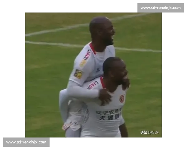 姆本扎 26 球距纪录一步之遥，辽宁铁人冲超靠他扛旗